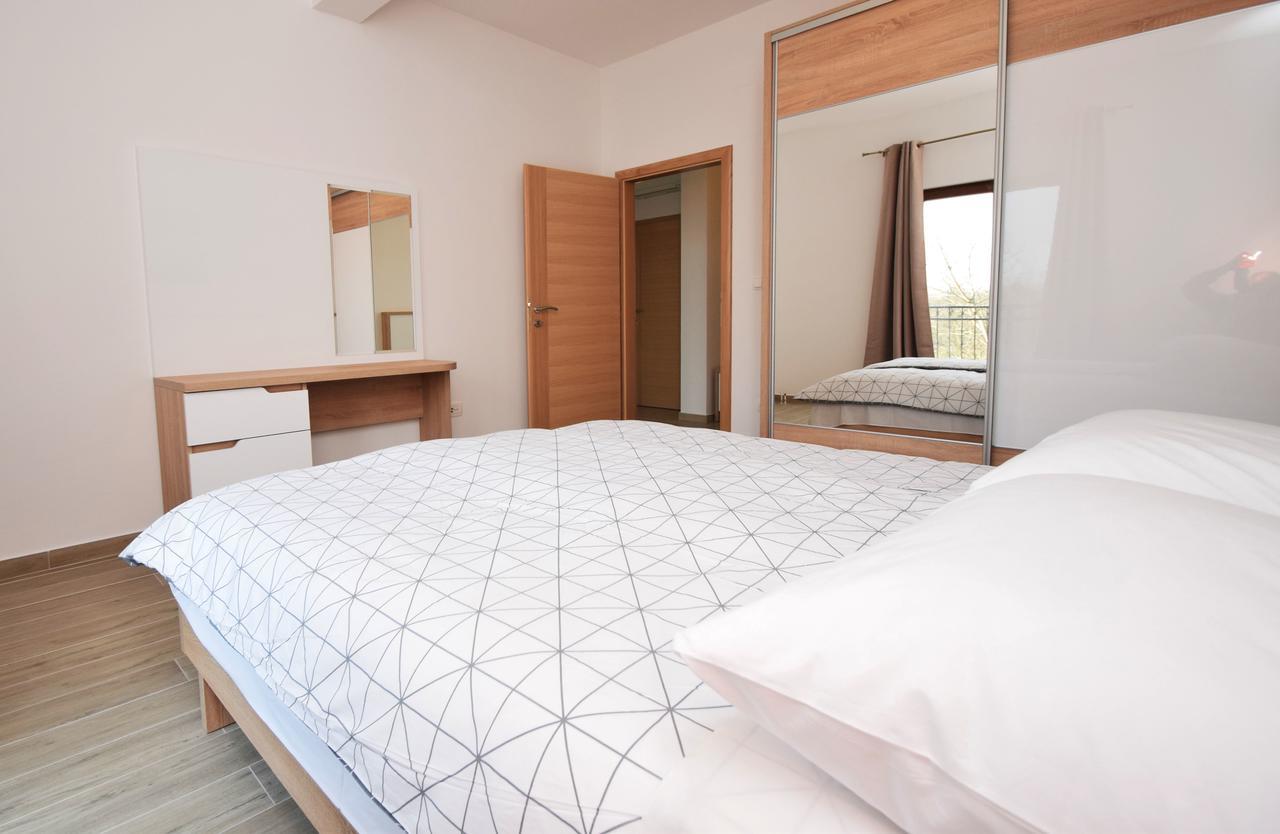 Apartments Paklenica Starigrad Paklenica Ngoại thất bức ảnh