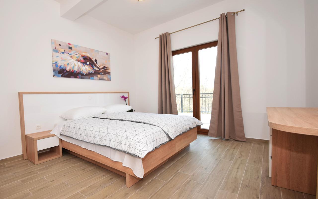 Apartments Paklenica Starigrad Paklenica Ngoại thất bức ảnh