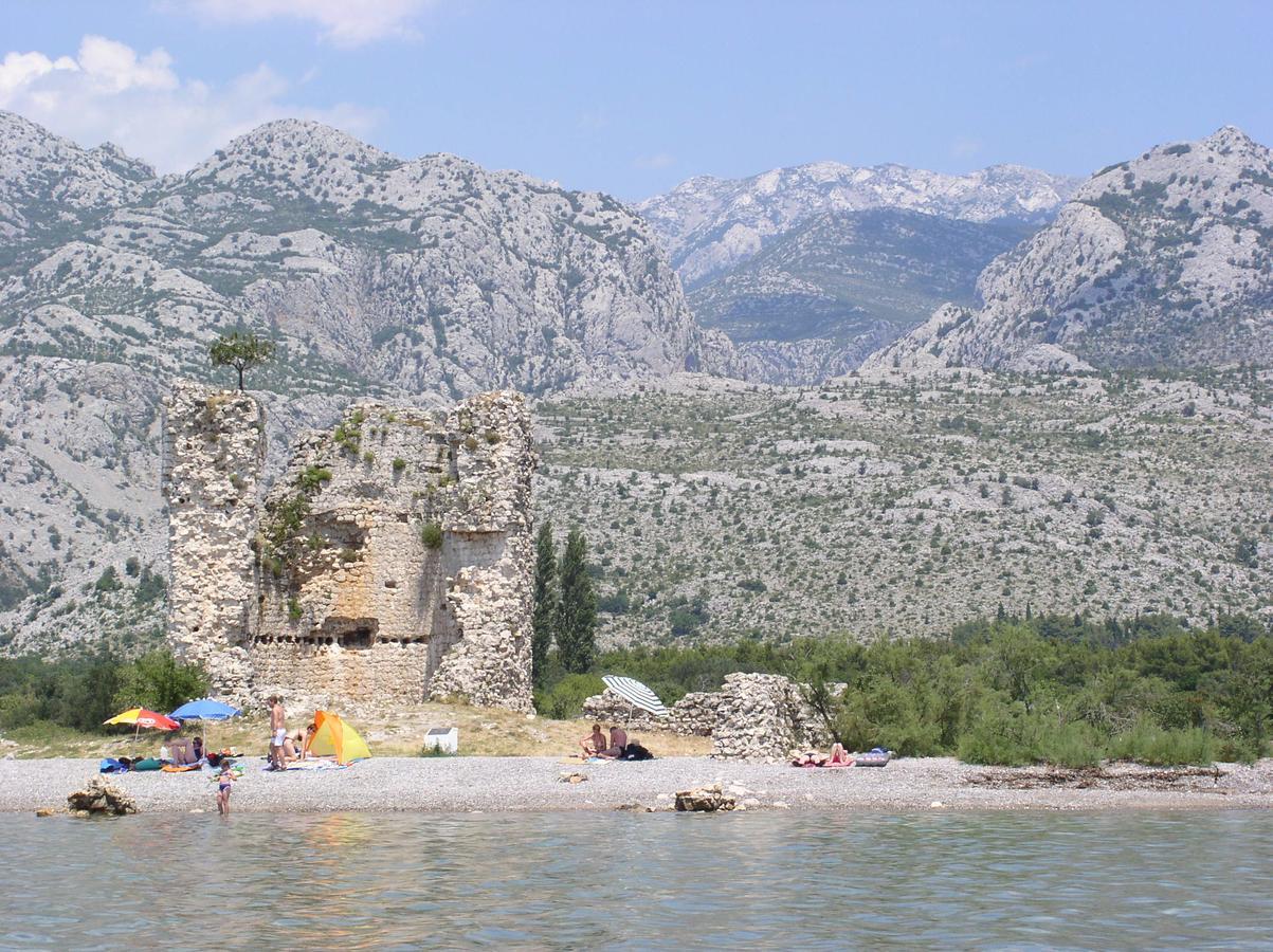 Apartments Paklenica Starigrad Paklenica Ngoại thất bức ảnh