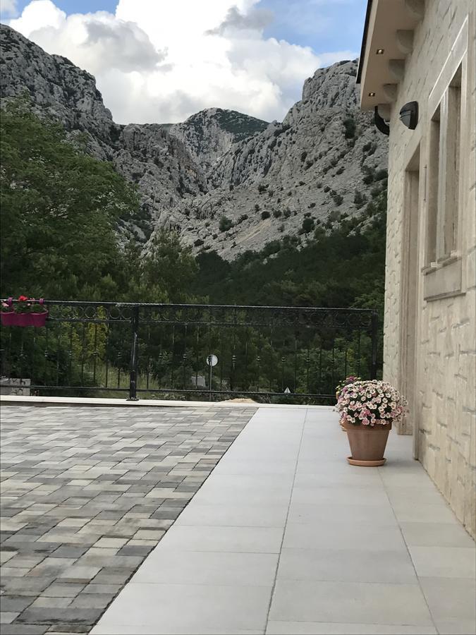 Apartments Paklenica Starigrad Paklenica Ngoại thất bức ảnh