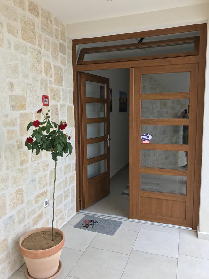 Apartments Paklenica Starigrad Paklenica Ngoại thất bức ảnh